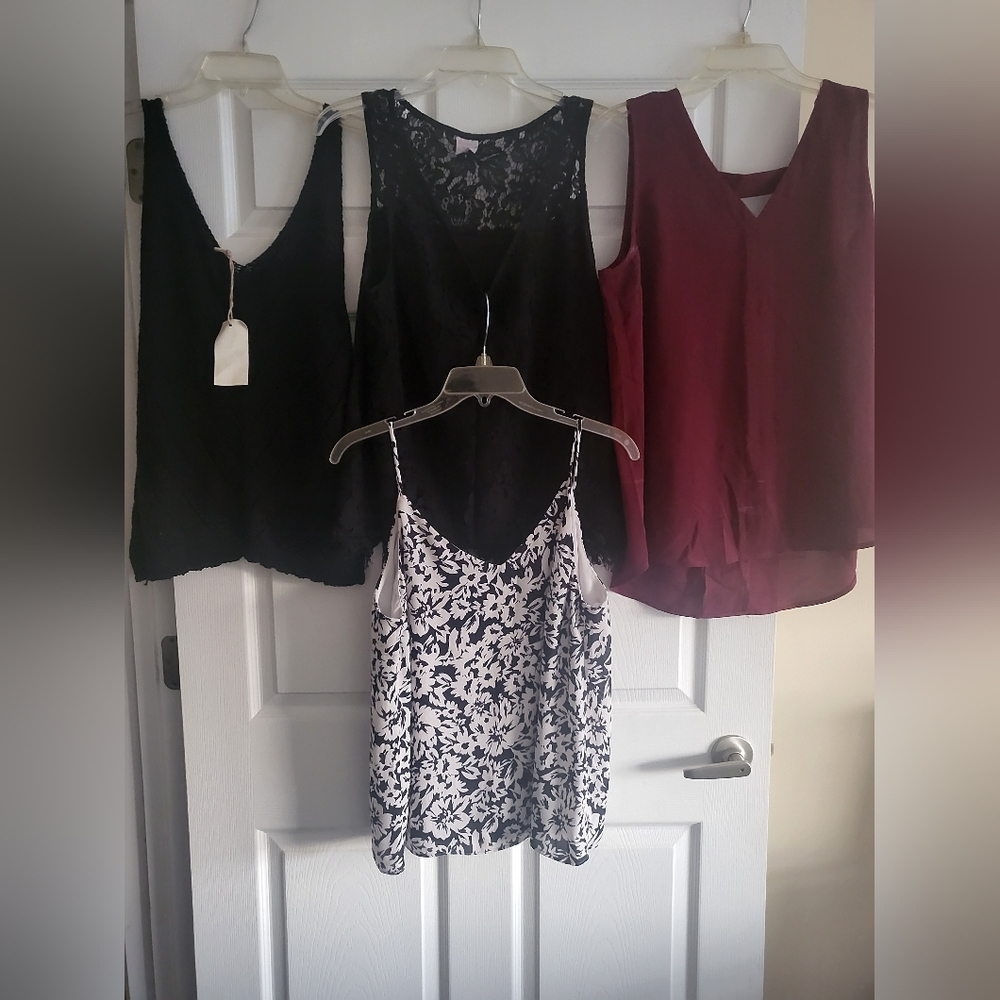 Womens tank top bundle